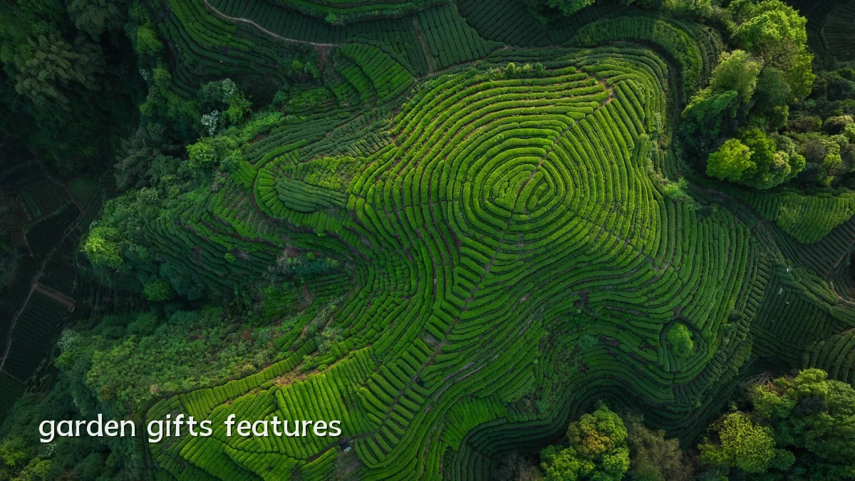 garden gifts features